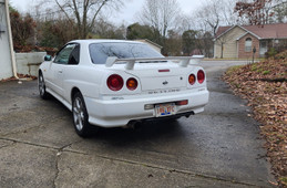 Nissan Skyline 1998