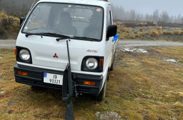 Mitsubishi Minicab Truck 1993