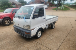 Mitsubishi Minicab Truck 1997