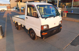 Mitsubishi Minicab Truck 1996