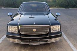 Toyota Century 1999