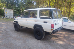 Toyota Land Cruiser 1995