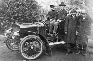 Komanosuke Uchiyama, the pioneer of Japanese Automobile Industry Komanosuke Uchiyama
