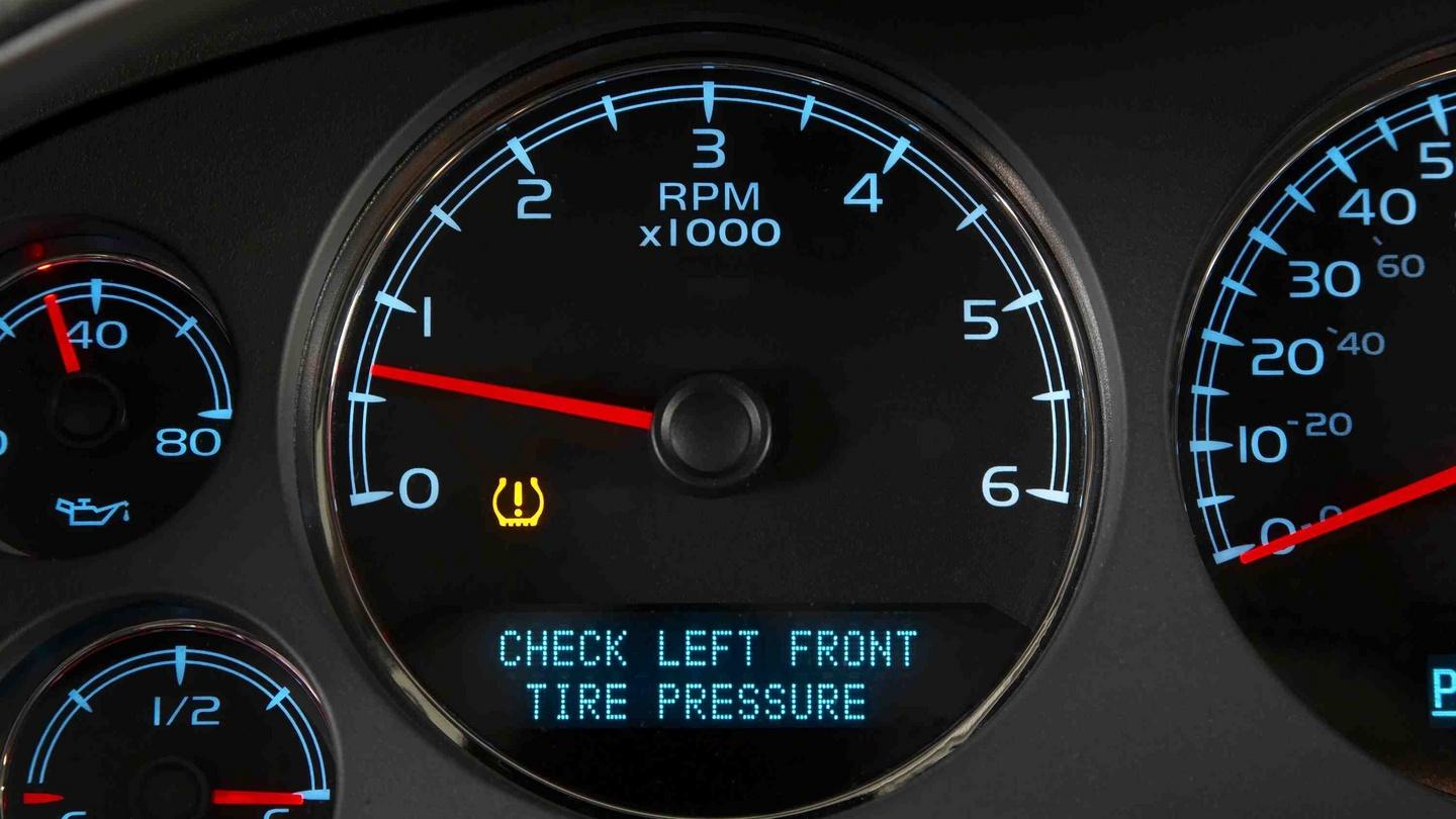 The electronic monitors will inform you if there is any problem how does TPMS work