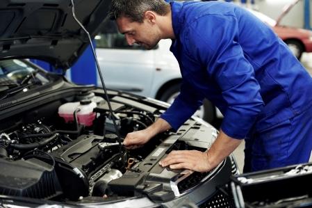 Frequent car inspection is a good way to maintain your car in good condition wrong-way-driver-3