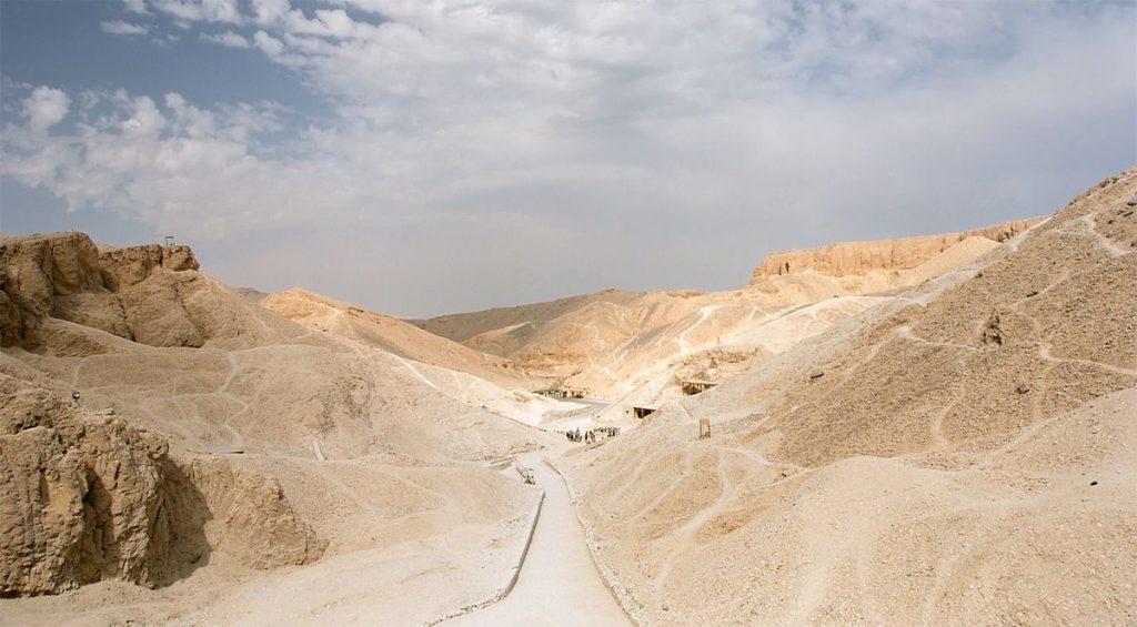 Luxor–Al–Hurghada Road