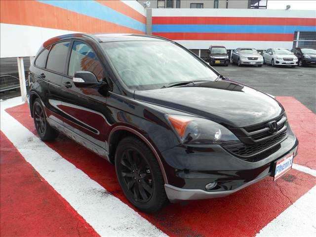 The used Honda CR-V 2010 is ready to ship to our customer - affordable SUV in Kenya