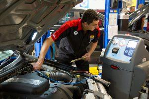 Few Ridiculous Car Myths that are not worth thinking. Learn about Ridiculous Car Myths
