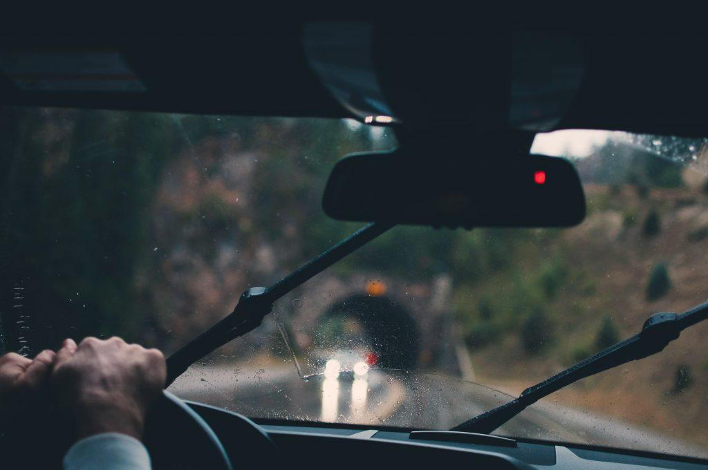 How to fix windshield wiper