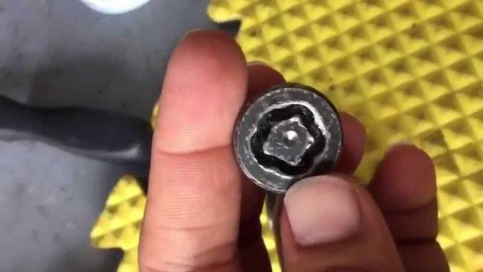 how-to-remove-rounded-lug-nuts-like-a-pro-car-from-japan