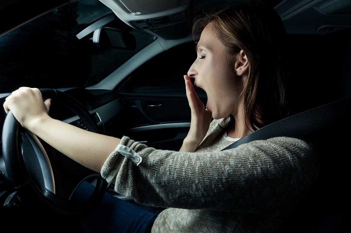 Avoid prior sleep deprivation. Driving in the dark