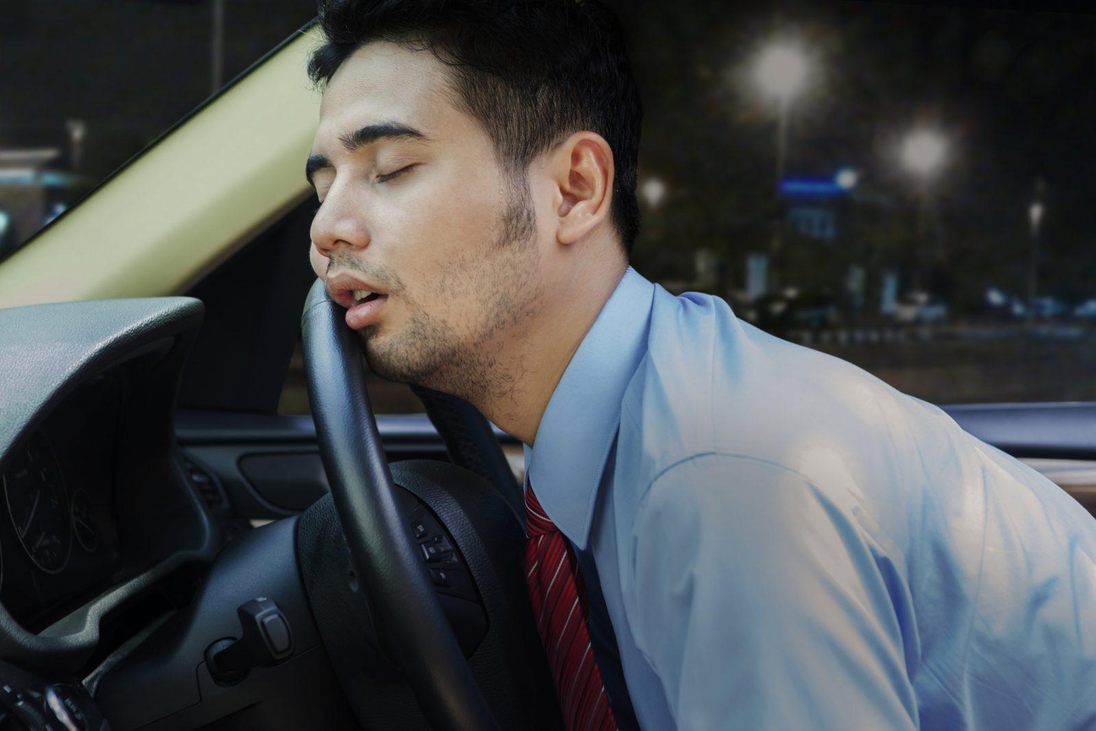 Sleep deprivation can lead to road accidents. drowsy driving vs drunk driving
