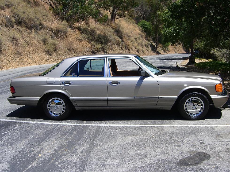1989 Mercedes-Benz 300SE inexpensive cars