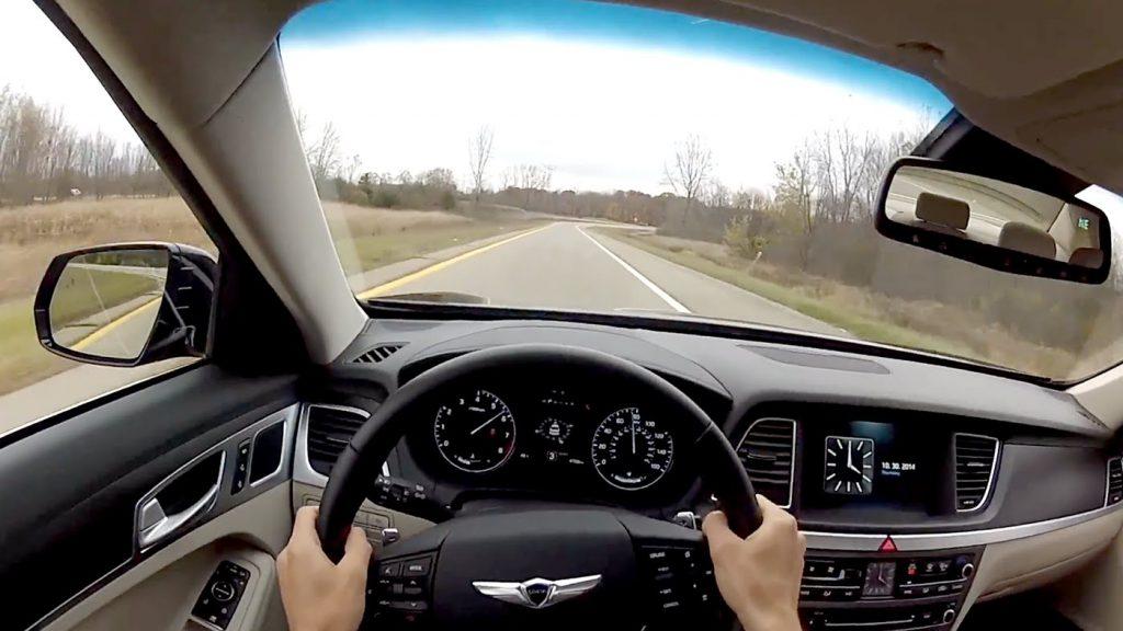 Using mirrors while driving is useful keeps you secure Tips for Using mirrors while driving is useful
