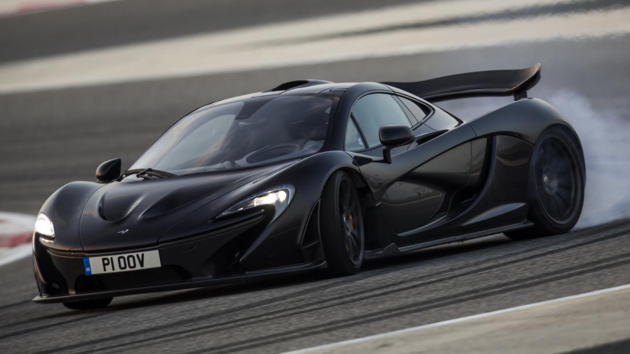 one of the fastest cars in the world is without a doubt Mclaren P1 fastest cars in the world