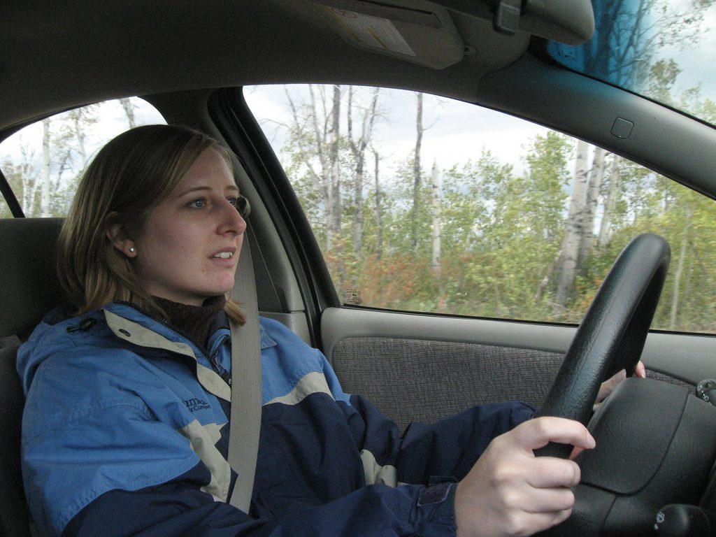 Points that feature Manual drivers better than automatic drivers Manual drivers better than automatic drivers on the road
