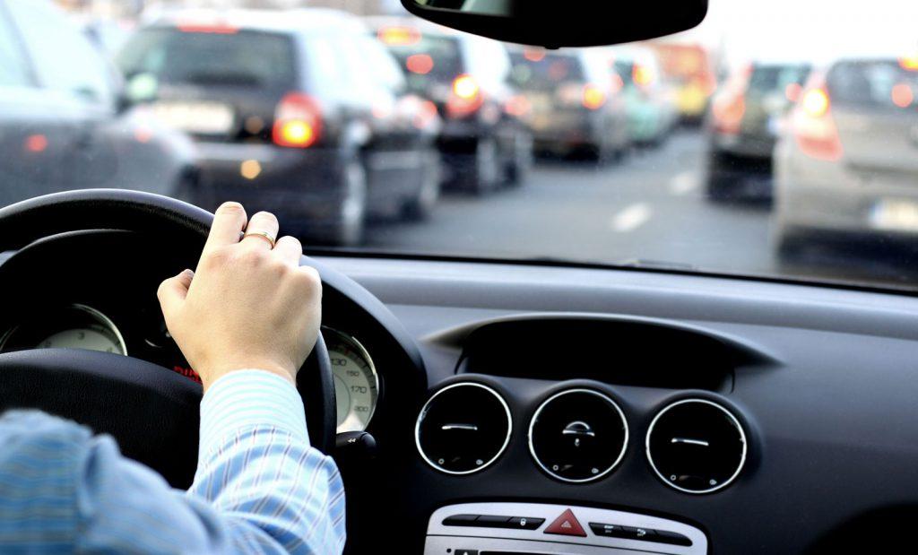 Manual drivers better than automatic drivers as they are good learners Different reasons for manual drivers better than automatic drivers