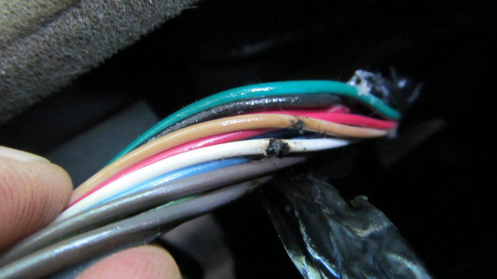 Understanding of why fuse keeps blowing in car How fuse keeps blowing in car