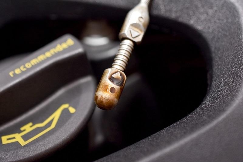 Low oil level decreases engine power and fuel-efficiency. Bad Gas Mileage