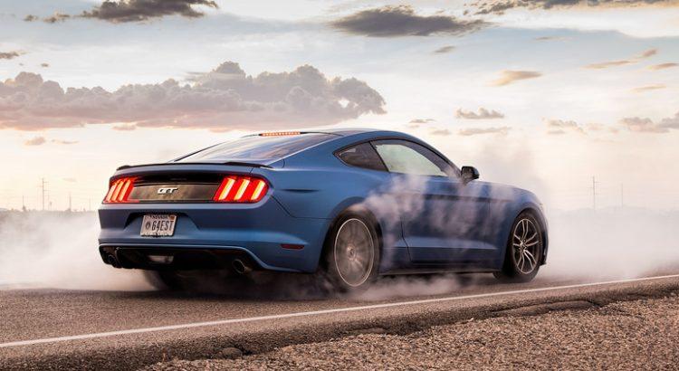 Take safety cautions before performing the stunt. Burnout in an Automatic Transmission