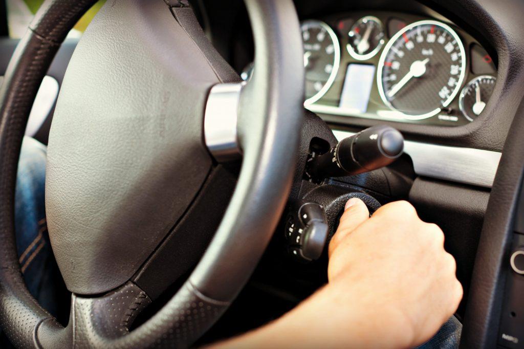 How To Start A Car With A Dead Battery >> How To Start A Car With A Dead Battery Without Jumper Cables Car How To Start A Car With A Dead Battery >> How To Start A Car With A Dead Battery Without Jumper Cables Car