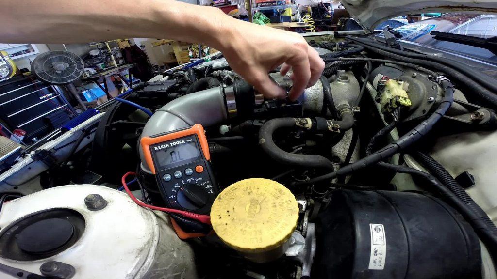 The Car Won't Start Unless I Give it Gas: Diagnose the Issue! knock sensor wire diagram 