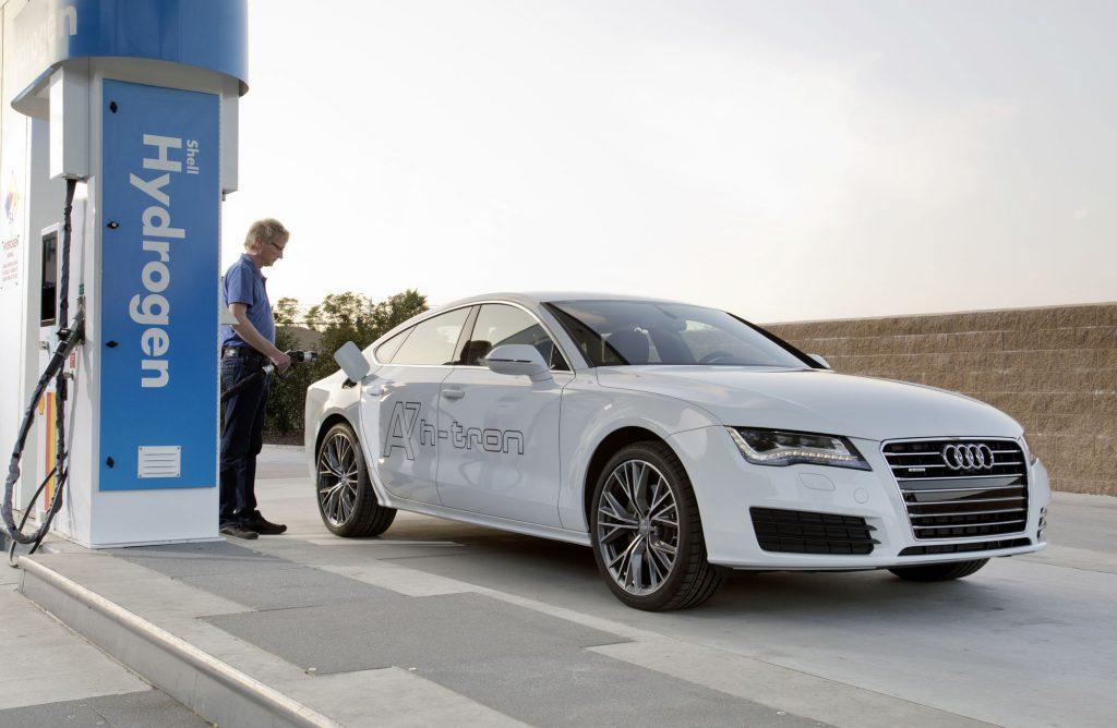 Information about hydrogen fuel cell vs. traditional cars Look for hydrogen fuel cell vs. traditional cars