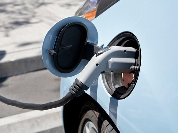 Find out the difference of diesel vs. gas pollution Explore diesel vs. gas pollution