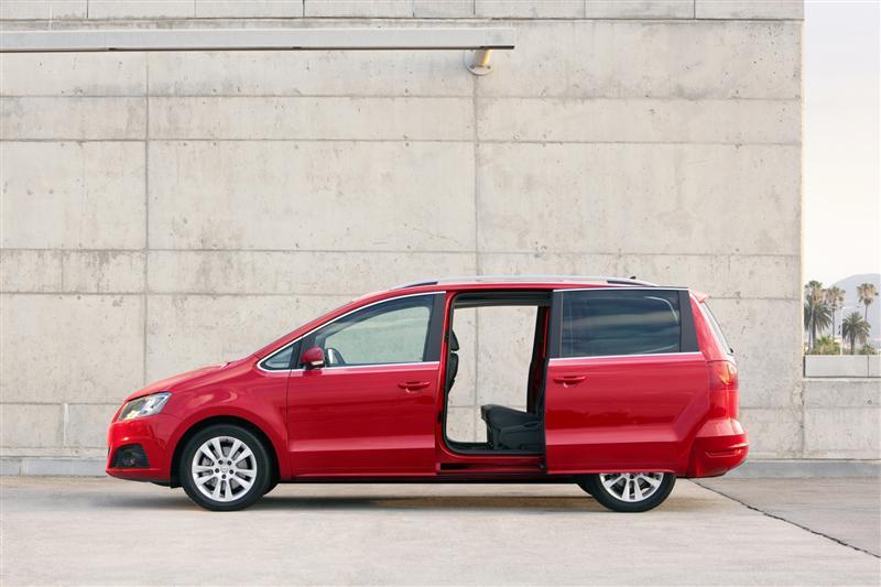 minivan without sliding doors