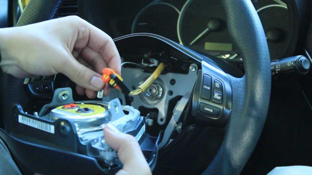 Learn about why are steering wheels circular Why are steering wheels circular in shape