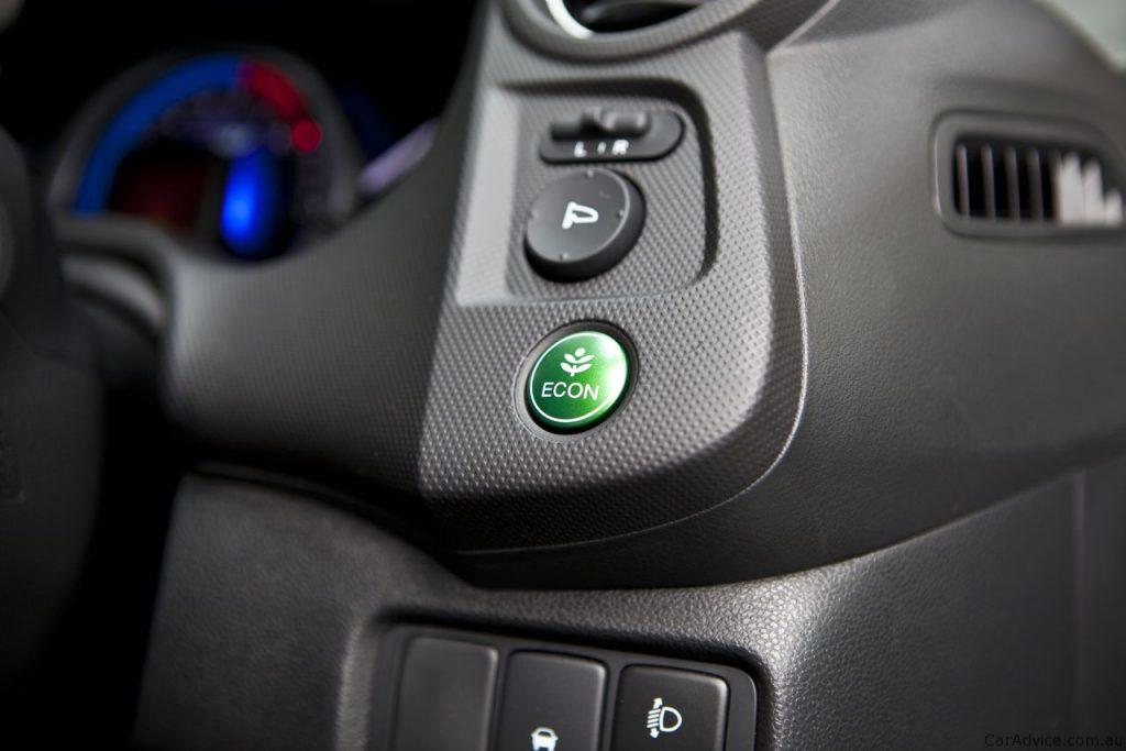 2010 Honda Insight Review