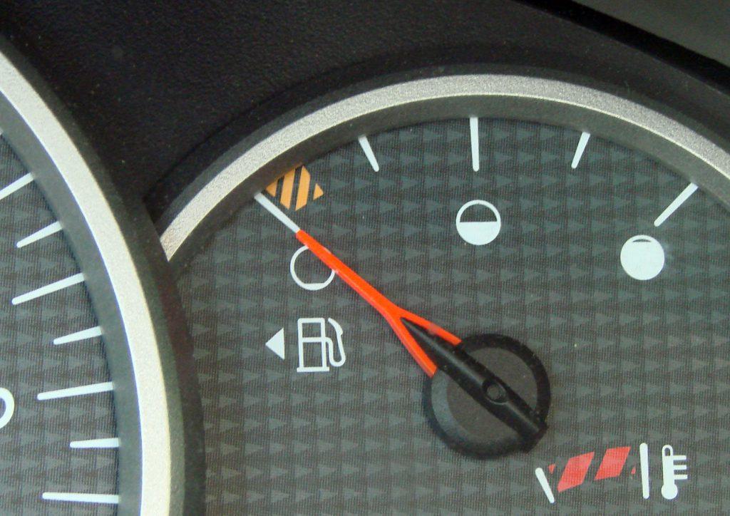 Arrow Symbol on The Fuel Indicator