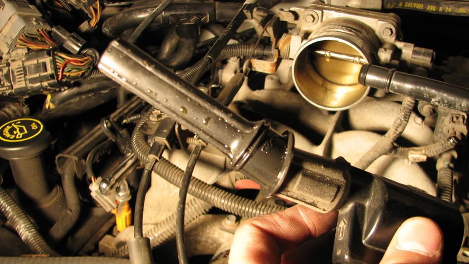 What Are The Symptoms Of A Burned Exhaust Valve? Explained Here