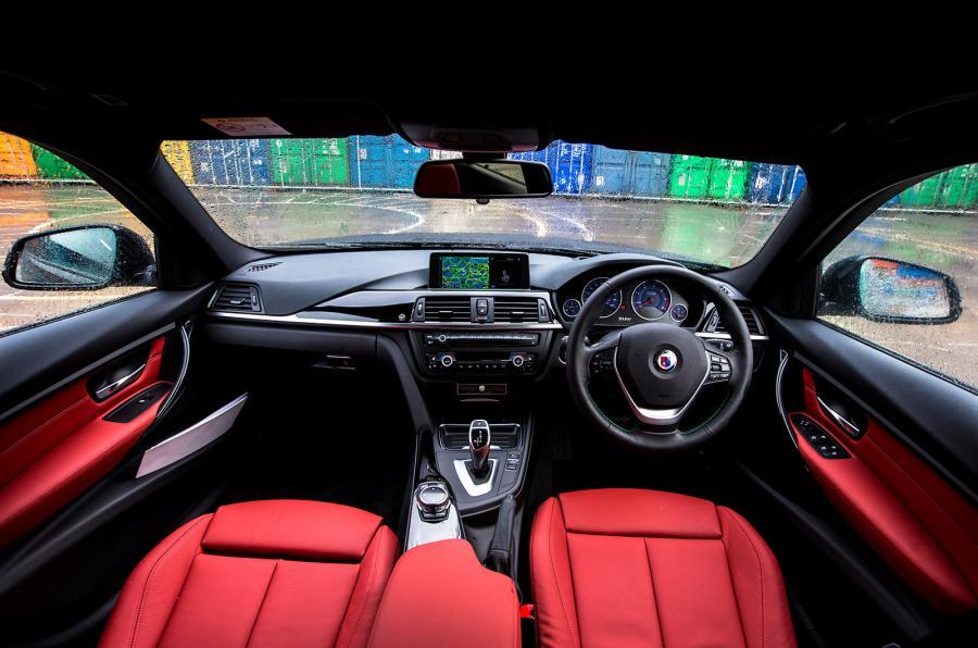 D3 works like downshifting in a stick shift. d3 auto