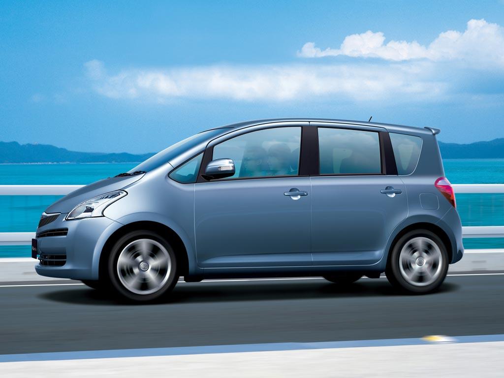 OMG! The Best TOYOTA RACTIS VS. NISSAN NOTE Ever! Differentiate TOYOTA RACTIS VS. NISSAN NOTE