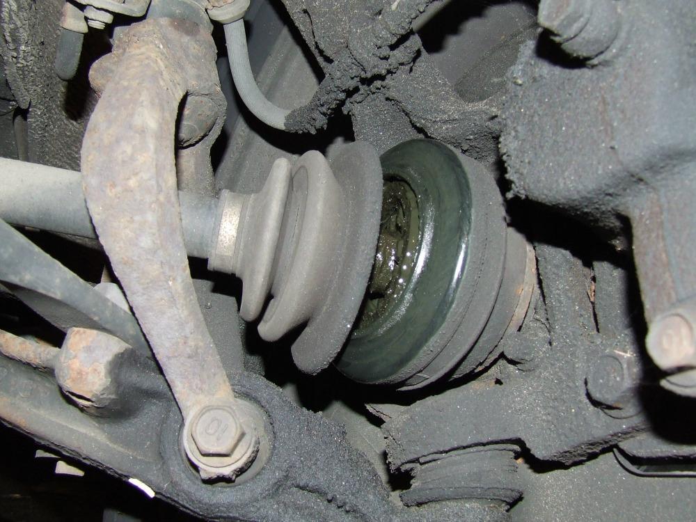 Bad intermediate steering shafts signs Intermediate steering shafts issues