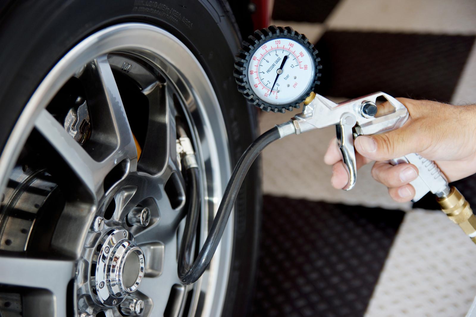 uneven tire pressure steering wheel pulls to the right while driving
