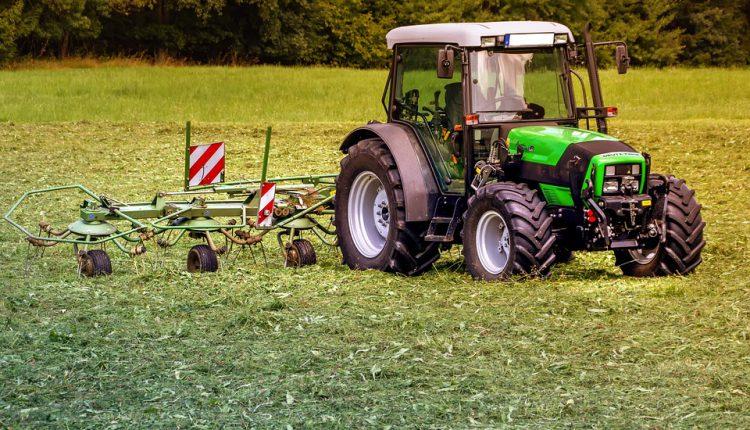 Why Tractors Have Bigger Rear Wheels & Smaller Front Wheels?