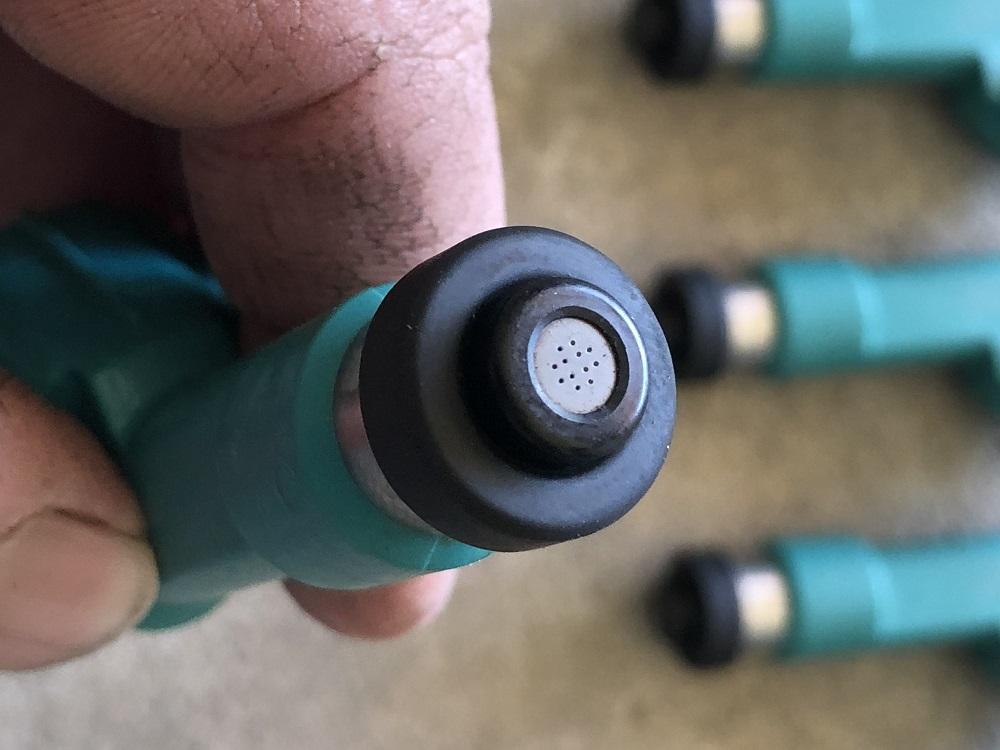 cleaning fuel injectors symptoms of bad fuel injector
