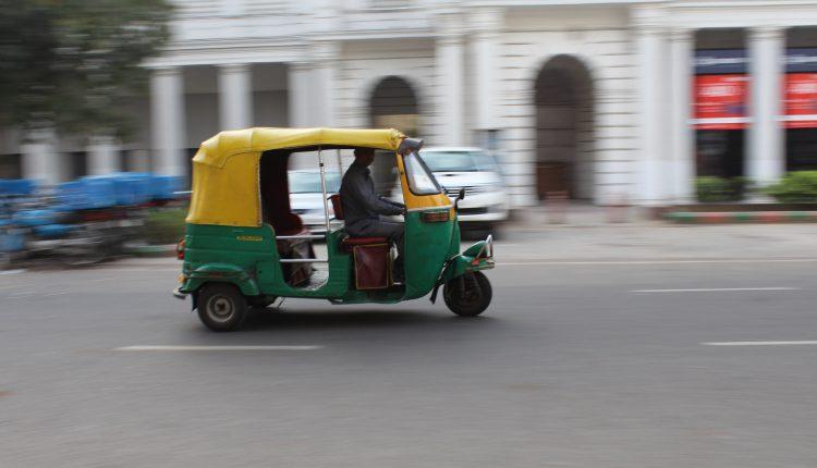 A Guide To AUTORICKSHAW DRIVERS autorickshaw drivers