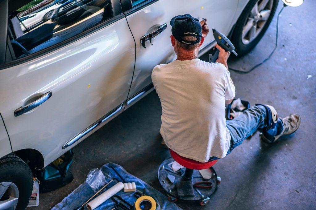 The Ultimate Secret Of HOW TO REMOVE DEALER STICKER FROM CAR Ways HOW TO REMOVE DEALER STICKER FROM CAR