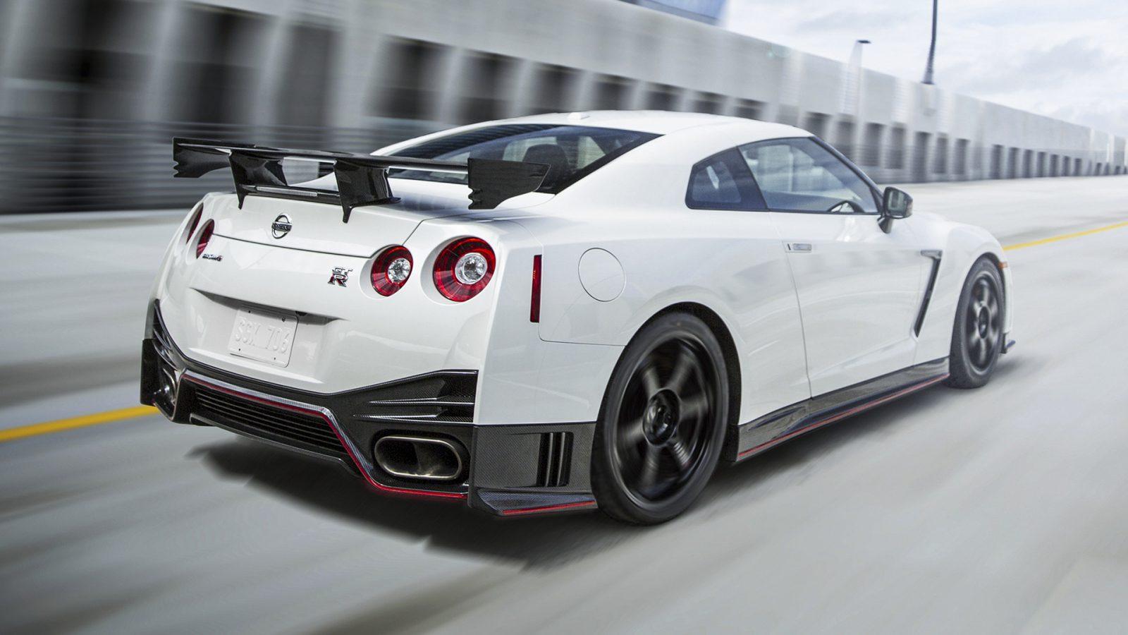 Nissan GT-R nissan awd vehicles