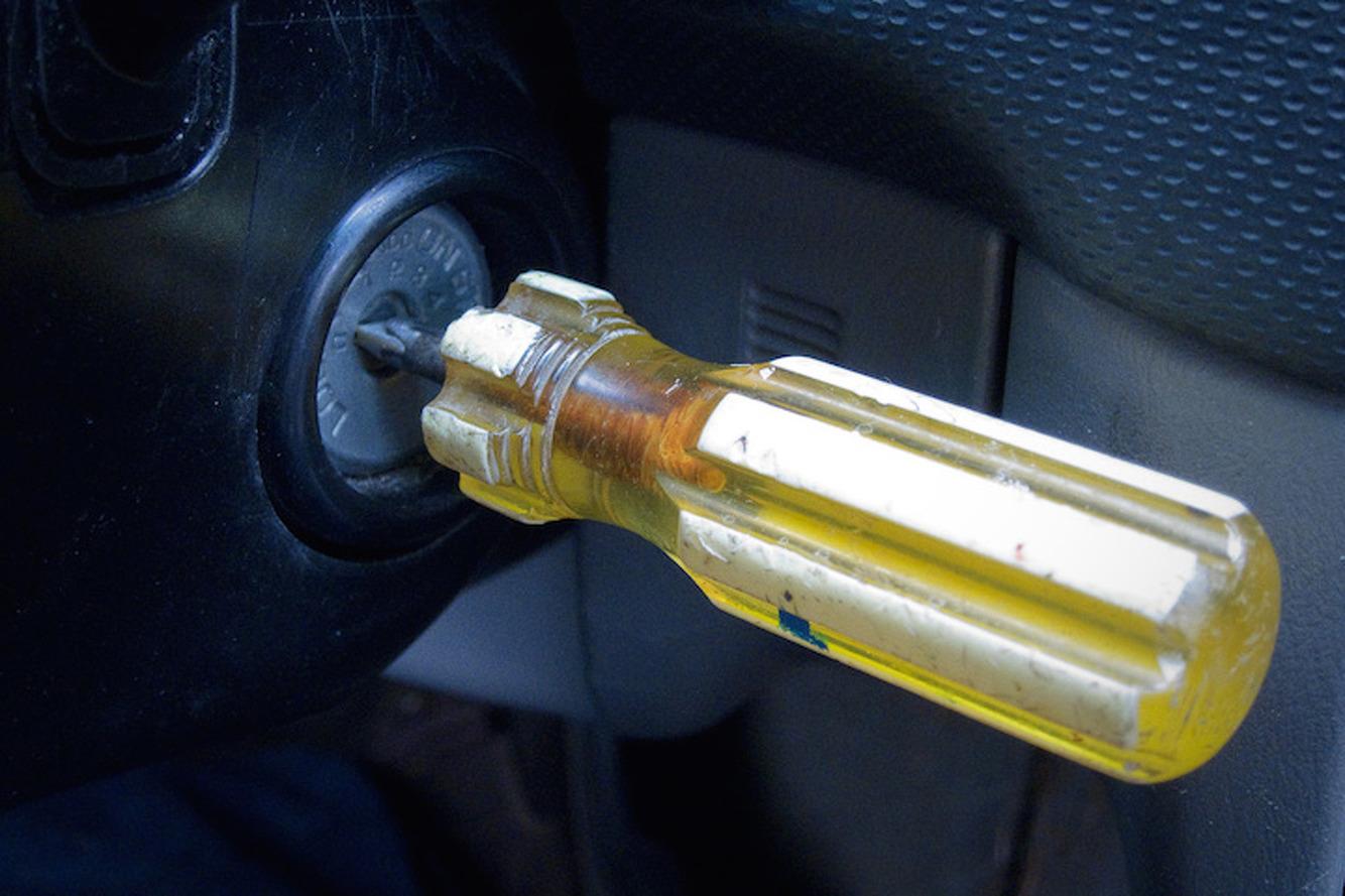 how to hotwire a car- the reasons to know now! What is the reality of how to hotwire a car