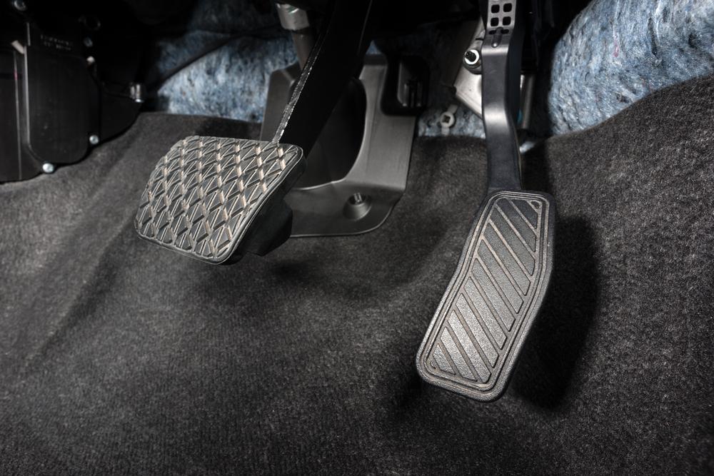 brake problems that happens on the road brake problems- what everyone must know about it