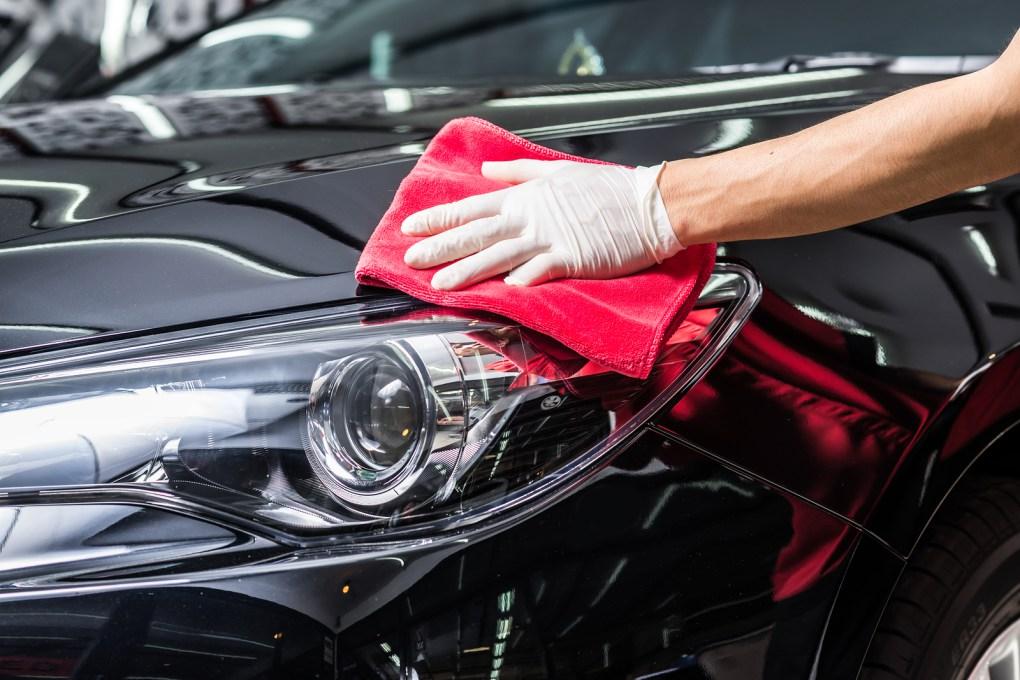 Car Cleaning wax and buff car