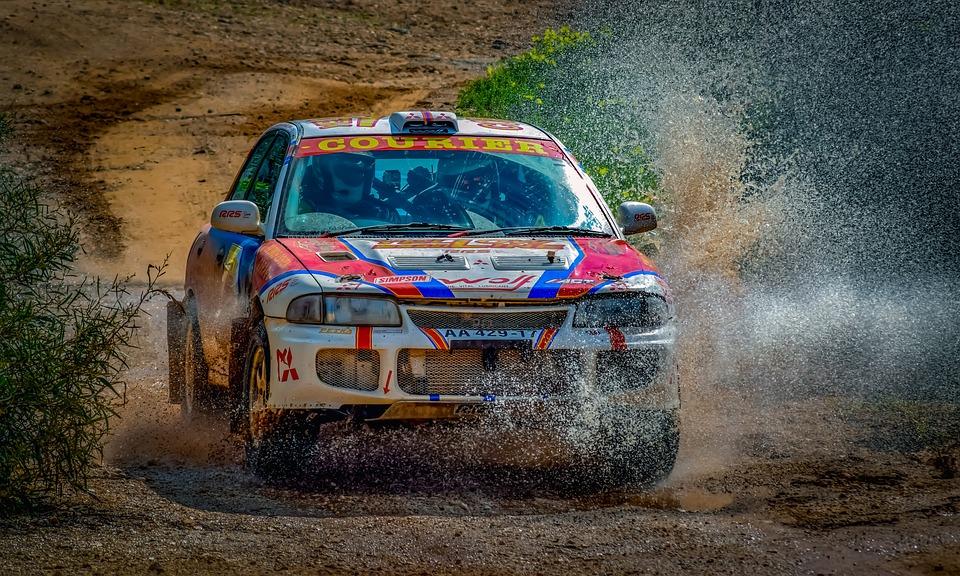 What you need to know when you drive a race car as a beginner How to drive a race car like an expert racer