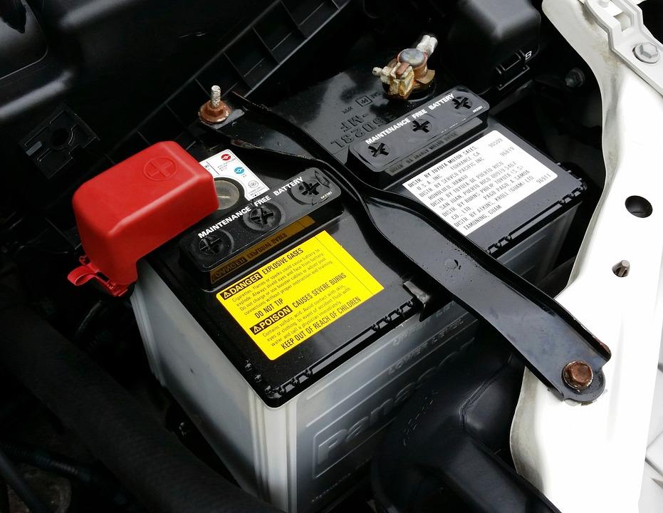 How to push start a vehicle? Explained How to push start a vehicle? Defined