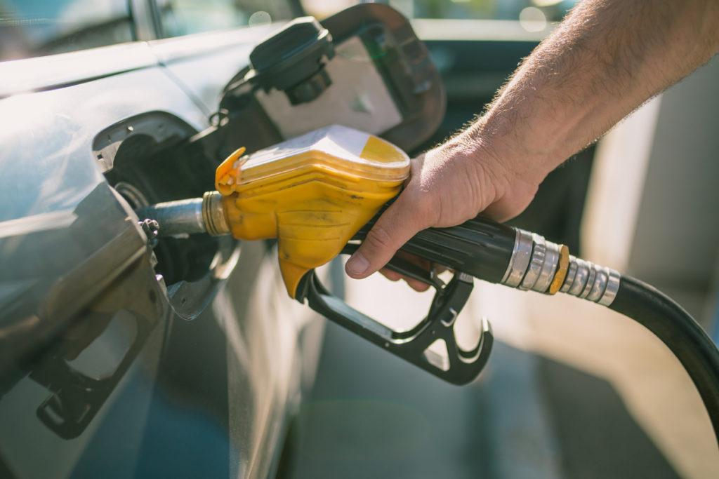 Low-grade fuel. symptoms of bad gasoline