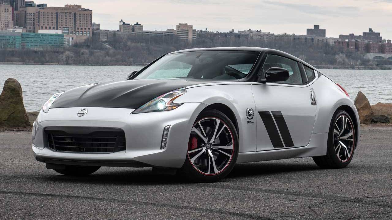 Nissan 370Z (50th Anniversary Edition) towable sports cars