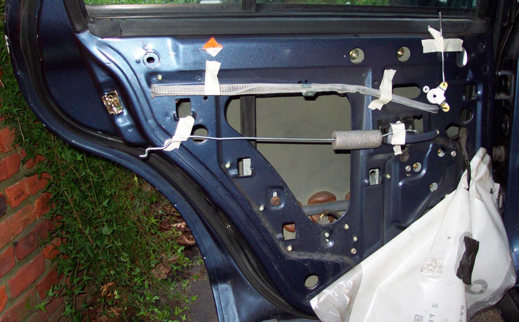 Before reassembling the car door panel, you need to make sure the working of the new mechanism. A manual on how to fix a car door handle can also help lessen the work